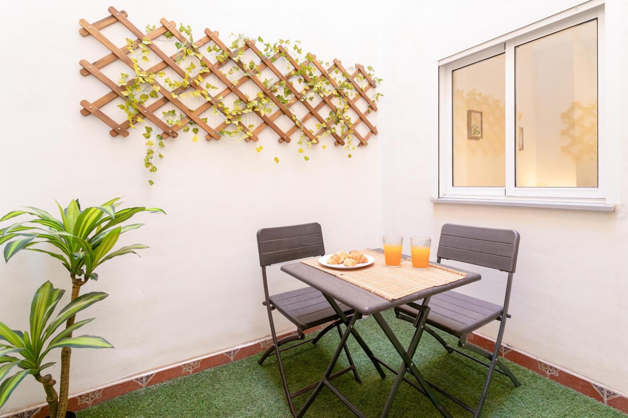 Apartamentos San Leandro, Centro Alicante Exterior photo